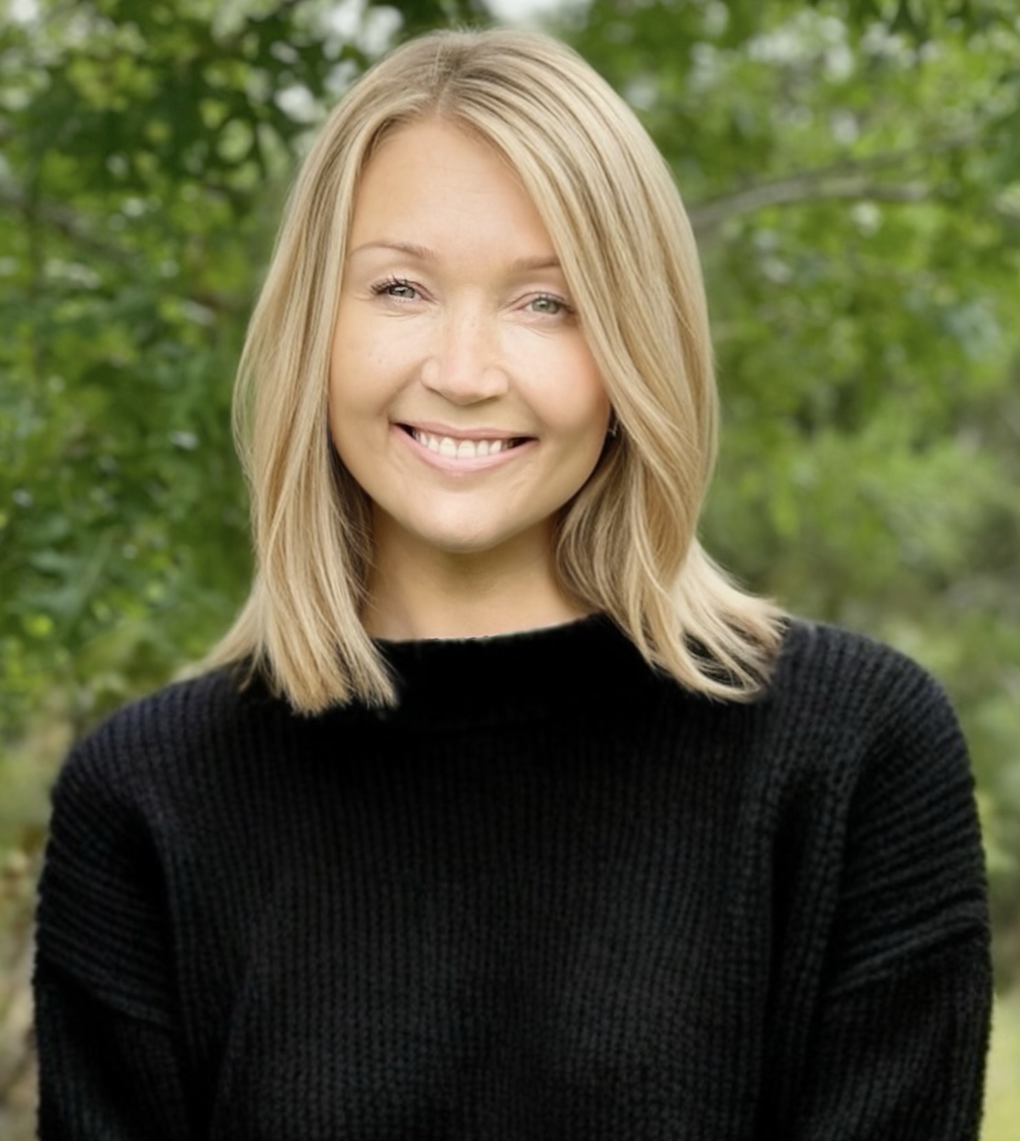 Facetune_01-10-2024-12-06-37